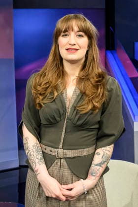v.l.: Heidi Reichinnek, Die Linke (Fraktionsvorsitzende), GER, Berlin, Studio, zu Gast bei Maischberger, politische Talkshow, TV, Format, mit Moderatorin Sandra Maischberger, Das Erste, aus Adlershof Am Studio 20, 06. Mai 2026, Copyright: HMBxMedia UwexKoch