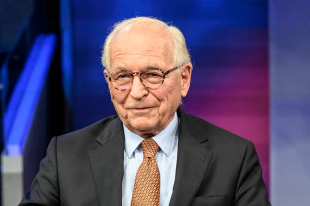 v.l.: Wolfgang Ischinger (ehem. Diplomat und Außenpolitik-Experte), GER, Berlin, Studio, zu Gast bei Maischberger, politische Talkshow, TV, Format, mit Moderatorin Sandra Maischberger, Das Erste, aus Adlershof Am Studio 20, 06. Mai 2026, Copyright: HMBxMedia UwexKoch