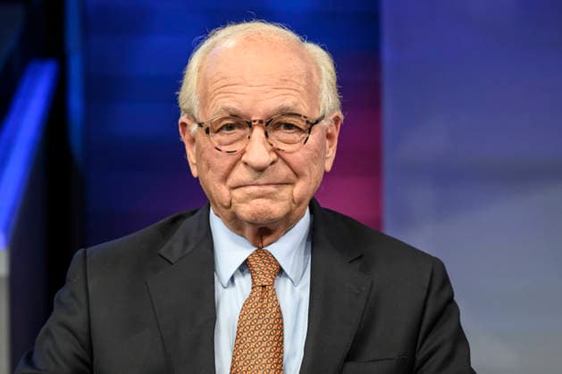 v.l.: Wolfgang Ischinger (ehem. Diplomat und Außenpolitik-Experte), GER, Berlin, Studio, zu Gast bei Maischberger, politische Talkshow, TV, Format, mit Moderatorin Sandra Maischberger, Das Erste, aus Adlershof Am Studio 20, 06. Mai 2026, Copyright: HMBxMedia UwexKoch
