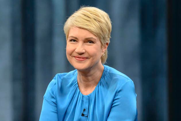 im Bild v.l.: Manuela Schwesig, Ministerpräsidentin Mecklenburg-Vorpommern, SPD, GER, Berlin, Studio, zu Gast bei - Caren Miosga, Polittalk, TV, Format, Aufzeichnung, aufgezeichnet, Das Erste, aus Adlershof - am Studio 20, Thema: Wie will die SPD Vertrauen zurückgewinnen, Frau Schwesig? 10.05.2026 Copyright: HMBxMedia UwexKoch