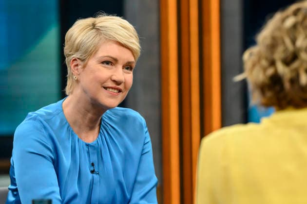 im Bild v.l.: Manuela Schwesig, Ministerpräsidentin Mecklenburg-Vorpommern, SPD, GER, Berlin, Studio, zu Gast bei - Caren Miosga, Polittalk, TV, Format, Aufzeichnung, aufgezeichnet, Das Erste, aus Adlershof - am Studio 20, Thema: Wie will die SPD Vertrauen zurückgewinnen, Frau Schwesig? 10.05.2026 Copyright: HMBxMedia UwexKoch