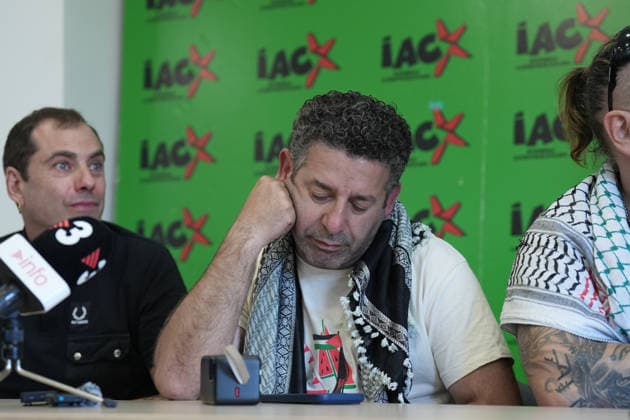Press conference of Global Sumud Flotilla activist released by Israel, Saif Abukeshek in Barcelona Global Sumud Flotilla activist released by Israel, Saif Abukeshek c , during a press conference, on May 11, 2026, in Barcelona, Catalunya Espana Abukeshek has flown to Spain from Athens after being released by Israeli authorities Activists Saif Abukeshek and Thiago Avila were intercepted by Israeli forces on April 30 in international waters while sailing towards the Gaza Strip aboard the Global Sumud Flotilla Following their arrest, Abukeshek and Thiago were transferred to the Shikma detention center, located in the city of Ashkelon, Israel 11 MAY 2026 Barcelona Catalunya Barcelona Catalunya Catalunya Espana Copyright: xDavidxZorrakinox 7515576