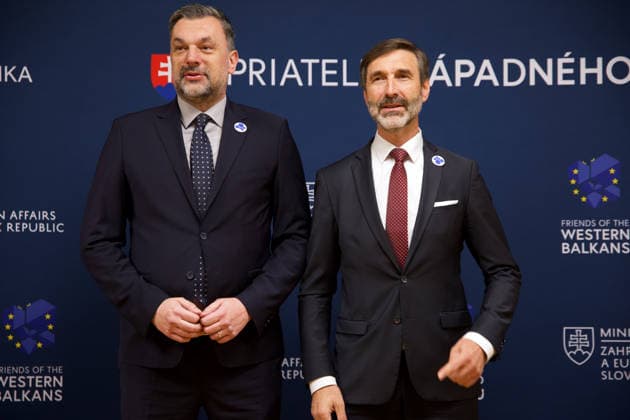 Slovakia hosts ministerial meeting of the Friends of the Western Balkans BRATISLAVA, SLOVAKIA - MAY 12: The Minister of Foreign and European Affairs of the Slovak Republic, Juraj Blanar welcomes Bosnian Foreign Minister Elmedin Konakovic during the ministerial meeting of the Friends of the Western Balkans group at Bratislava Castle in Bratislava, Slovakia on May 12, 2026. The event brings together foreign ministers of the member states of the Friends of the Western Balkans group (Slovakia, Czechia, Greece, Croatia, Austria, Slovenia and Italy) and representatives of the Western Balkans (Albania, Bosnia and Herzegovina, Montenegro, Kosovo, North Macedonia and Serbia), along with the European Commissioner for Enlargement, Marta Kos. Zuzana Go Copyright: x2026xAnadoluxZuzanaxGogovax