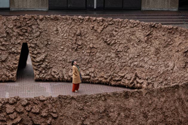 Delcy Morelos: origo at the Barbican Sculpture Court, London, UK 14 May 2026 origo, a monumental earthen sculpture by Colombian artist Delcy Morelos, on display at the Barbican Sculpture Court, London, UK, on 14 May 2026. The work spans roughly 24 x 18 metres and is hand-built with several tonnes of soil and aromatic spices including cinnamon and coffee, marking the first large-scale artistic commission in the Sculpture Court in ten years, on view from 15 May until 31 July 2026., Credit:Pete Speller Avalon Copyright: xPetexSpellerx xAvalonx 1098916730