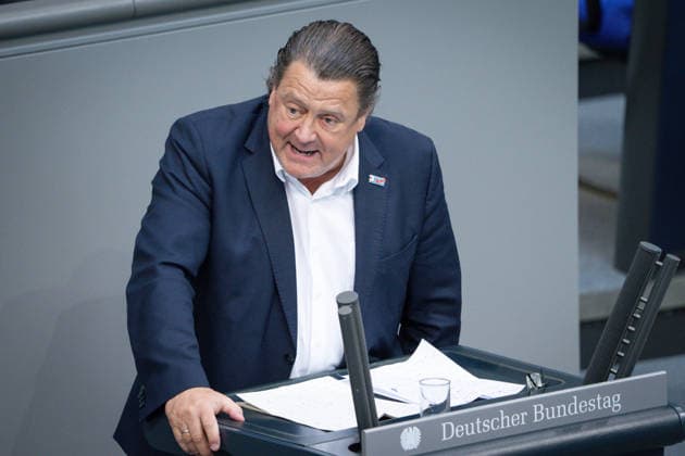 Deutscher Bundestag, 80. Plenarsitzung Stephan Brandner (AfD) im Portrait bei seiner Rede zum Tagesordnungspunkt Einsetzung eines UA: Angriff auf die Nordstream-Pipelines bei der 80. Sitzung des Deutschen Bundestag in Berlin, 21.05.2026 Berlin Berlin Deutschland