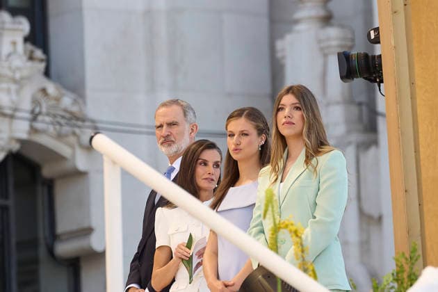 Pope Leo XIV presides at Holy Mass and a Eucharistic procession for Corpus Christi Day in Madrid King Felipe VI, Queen Letizia, Princess Leonor and Infanta Sofia attend the Mass for the feast of Corpus Christi presided over by Pope Leo XIV, in the Plaza de Cibeles, in the Plaza de Cibeles, on June 7, 2026, in Madrid Spain Pope Leo XIV officiates the Solemnity of Corpus Christi in Madrid with a Mass and subsequent Eucharistic procession around the capital The ceremony brings together high civil and religious authorities, as well as numerous faithful who follow the route of the Blessed Sacrament King Felipe VI, Queen Letizia, Princess Leonor and Infanta Sofia attend the event 07 JUNE 2026 PAPAL VISIT Jesús Hellí Madrid Madrid Spain Copyright: xJesusxHellin EuropaxPress Poolx 7578821