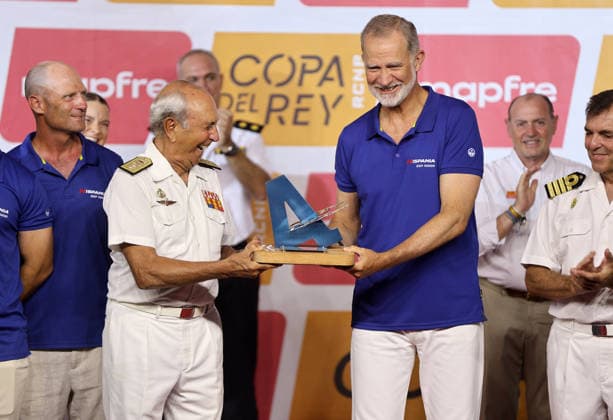 King Felipe VI Presents Awards to the Champions of the 44th Copa del Rey de Vela King Felipe VI during the awards ceremony for the 44th Copa del Rey de Vela Mapfre at the Almudaina Palace, on August 8, 2026, in Palma de Mallorca, Balearic Islands, Spain This is one of the most important regattas in the Mediterranean, which has met participation expectations, featuring six highly competitive classes and already exceeding 100 registered teams, representing nearly twenty countries, with almost a thousand sailors in a competition that begins on Tuesday, August 4, and ends on Saturday, August 8. AWARDS SAILING REGATTAS BOATS Raú Spain Copyright: xRaulxTerrelx 7706577