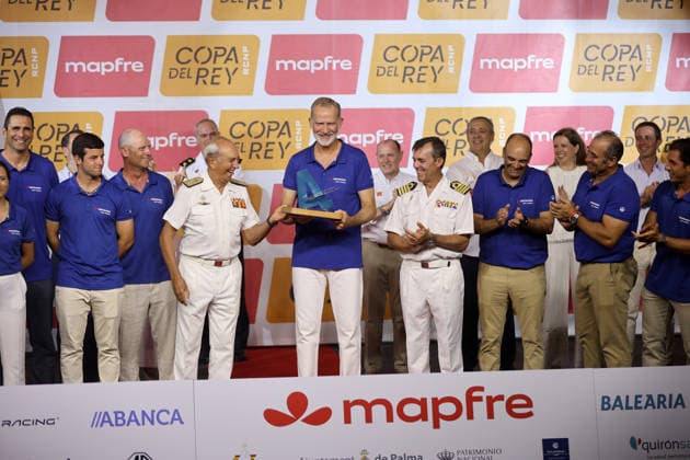 King Felipe VI Presents Awards to the Champions of the 44th Copa del Rey de Vela King Felipe VI during the awards ceremony for the 44th Copa del Rey de Vela Mapfre at the Almudaina Palace, on August 8, 2026, in Palma de Mallorca, Balearic Islands, Spain This is one of the most important regattas in the Mediterranean, which has met participation expectations, featuring six highly competitive classes and already exceeding 100 registered teams, representing nearly twenty countries, with almost a thousand sailors in a competition that begins on Tuesday, August 4, and ends on Saturday, August 8. AWARDS SAILING REGATTAS BOATS Raú Spain Copyright: xRaulxTerrelx 7706578