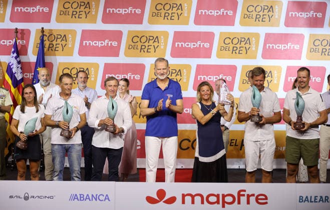 King Felipe VI Presents Awards to the Champions of the 44th Copa del Rey de Vela King Felipe VI during the awards ceremony for the 44th Copa del Rey de Vela Mapfre at the Almudaina Palace, on August 8, 2026, in Palma de Mallorca, Balearic Islands, Spain. This is one of the most important regattas in the Mediterranean, which has met participation expectations, featuring six highly competitive classes and already exceeding 100 registered teams representing nearly twenty countries, with nearly a thousand sailors in a competition that begins on Tuesday, August 4, and ends on Saturday, August 8. AWARDS REGATTAS SAILING BOATS Raú Palma de Mallorca Palma de Mallorca Spain Copyright: xRaulxTerrelx 7706597