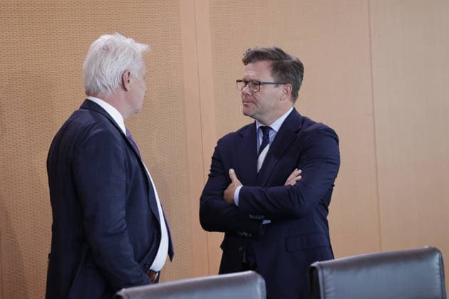 Alois Rainer, Bundesminister fuer Ernaehrung, Landwirtschaft und Heimat, Carsten Schneider, Bundesminister für Umwelt, Klimaschutz, Naturschutz und nukleare Sicherheit, Deutschland, Berlin, Bundeskanzleramt, Das Bundeskabinett befasst sich in seiner 55. Sitzung am 12. August 2026 unter anderem mit dem Gesetzentwurf zur Einführung einer Frühstartrente.