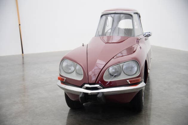 Gabriel Orozco s Chronotopic Exhibition Photocall at White Cube Bermondsey, London, UK A general view of La DS Cornaline (2013) by Gabriel Orozco featuring a modified Citroën at a photocall for artist Gabriel Orozco s solo exhibition Chronotopic at White Cube Bermondsey, London, England, UK on Monday 14 September, 2026., Credit:Justin Ng Avalon UK, England, London, White Cube Bermondsey Copyright: xJustinxNgx xAvalonx 1134492414