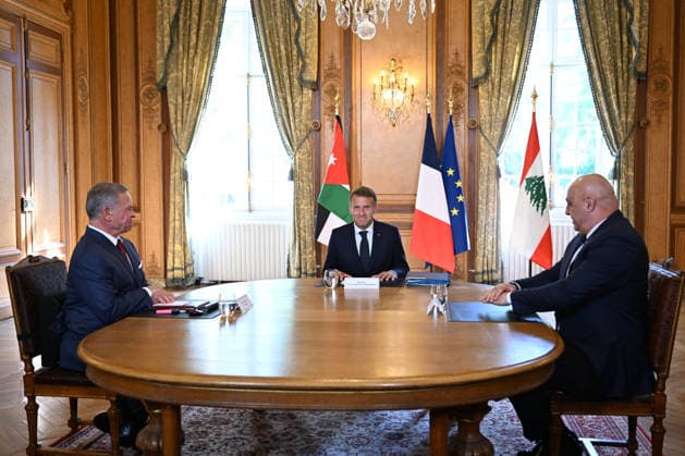 Emmanuel Macron, President of the French Republic; King Abdullah II of Jordan; Joseph Aoun, President of Lebanon. President Macron of the French Republic hosts the King of Jordan and Joseph Aoun, President of the Lebanese Republic, for a meeting at the Hôtel des Invalides in Paris, on September 17, 2026. The three leaders are working to strengthen Lebanon’s sovereignty and security, which are essential to the stability of the entire region. Together, they open a meeting of high-level military experts as part of the Aqaba Process, aimed at supporting the Lebanese Armed Forces, a pillar of the country’s sovereignty and indispensable for enabling the state to fully ensure the security of its territory and exercise the state’s monopoly on arms Copyright: xJeannexAccorsini Pool BestimagexJeannexAccorsini Pool Bestimagex
