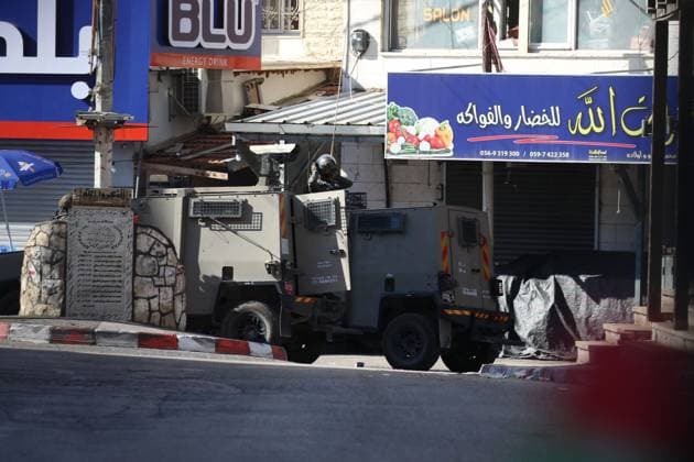 Israeli Forces Started Large-Scale Military Operation In Biddu BIDU, PALESTINE SEPTEMBER 21, 2026: Israeli forces continued a large-scale military operation in the town of Biddu, northwest of occupied Jerusalem, with raids on homes, searches, arrests and field interrogations. The operation began at around 1:00 AM, according to local sources. Israeli forces raided the home of a Palestinian man accused of carrying out the Nabi Saleh attack, taking measurements and digging into parts of the walls in preparation for a possible demolition or explosion, according to local reports. His family home was also raided, and his father and other family members were detained. Israeli forces also seized a house belonging to a resident and converted it Copyright: x xSalmanxMohsenxAlkhatibx xJNAxPressx