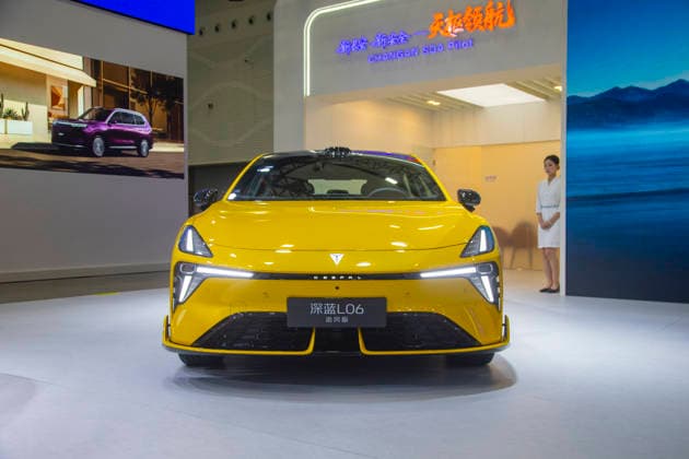 HAIKOU, CHINA - SEPTEMBER 22: The 2026 World New Energy Vehicle Congress opens at the Hainan International Convention and Exhibition Center on September 22, 2026 in Haikou, Hainan Province of China. Co-organized by the China Association for Science and Technology, the People s Government of Hainan Province, the Ministry of Science and Technology, and the Ministry of Industry and Information Technology, the event features a main forum, 10 thematic forums, three closed-door meetings, and six concurrent activities under the theme Transformation and Upgrading, Resilient Growth. Copyright: xVCGx 111668686601