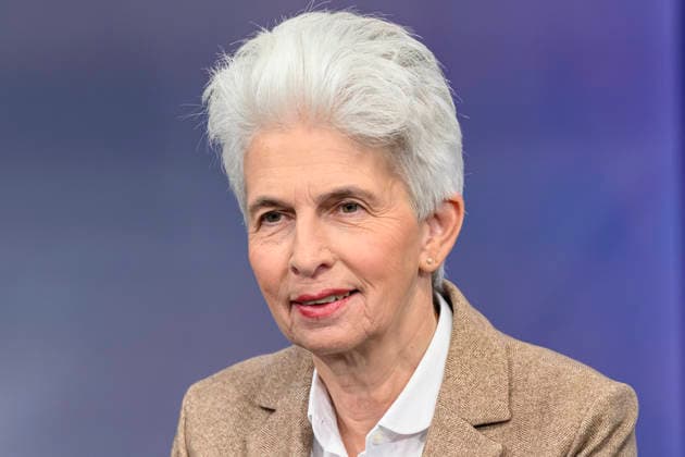 im Bild v.l.: Marie-Agnes Strack-Zimmermann (FDP, Vorsitzende EU-Verteidigungsausschuss), GER, Berlin, Studio, zu Gast bei Maischberger, politische Talkshow, TV, Format, mit Moderatorin Sandra Maischberger, Das Erste, aus Adlershof Am Studio 20, 23.09.2026, Copyright: HMBxMedia UwexKoch