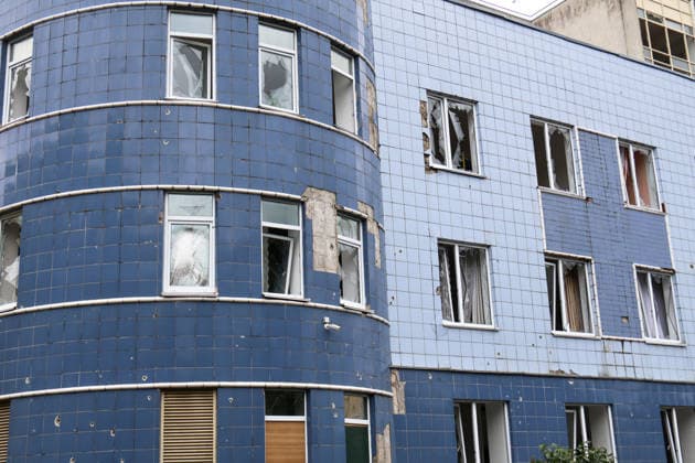 Windows and exterior cladding at the Consultative and Diagnostic Centre in the Podilskyi district are damaged by an overnight Russian attack, Kyiv, Ukraine, September 24, 2026. On Thursday night, September 24, Russian forces launched a ballistic missile strike on Kyiv, followed by drone assaults on the capital and region. By morning, two people were confirmed killed and eight injured. The attack caused fires and destruction across several districts, damaging medical facilities, apartment blocks, private homes, and vehicles. The maternity hospital in the Podilskyi district sustained damage to windows, doors, and parts of the facade from the first to fifth floors, as well as to windows in the laundry and boiler rooms. Patients, children, and Copyright: xPavloxBahmutx