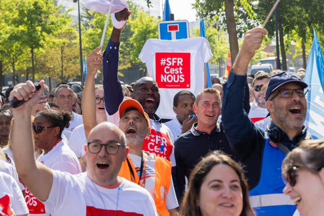 Paris, France September 24, 2026 - Protest of Altice France group employees. Employees of the Altice France group, the parent company of the SFR telecom operator which is set to be sold to its competitors are protesting to defend their jobs as a major overhaul of the sector looms. ALTICE, SFR, SYNDICATS, TELECOM, ECONOMIE, GREVE, MANIFESTATION, OPERATEURS DE TELEPHONIE, FAI FOURNISSEURS D ACCES A INTERNET, GREVISTES, TRAVAILLEURS, MANIFESTANTS Copyright: xVincentxIsore IP3x