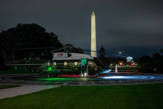 October 3, 2026, Washington, Dc, USA: President Donald Trump returns from a trip to Dayton, OH on October 3, 2026. Washington USA - ZUMAl312 20261003_znp_l312_001 Copyright: xAndrewxLeydenx