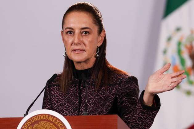 October 5, 2026: TO-45353- Ciudad de M& xe9;xico. 2026-10 -05. Claudia Sheinbaum Pardo, President of Mexico, during the daily morning press conference in the Treasury Room of the National Palace in Mexico City. Alejandro God& xcd;nez Clasos.com.mx - ZUMAcs4_ 20261005_faa_cs4_058 Copyright: xAlejandroxGod& Xed;Nezx