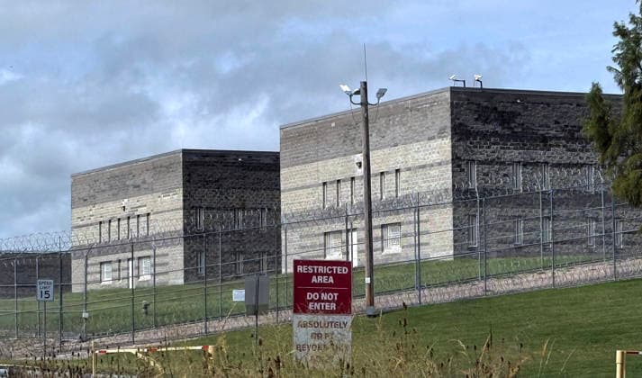 September 16, 2026, Leavenworth, Kansas, United States: The United States Disciplinary Barracks, where Nidal Malik Hasan is being held on death row, is seen in Fort Leavenworth. Hasan, the U.S. Army Major who was convicted of killing 13 people and wounding 32 others during a mass shooting at Fort Hood in 2009, has been approved by U.S. President Donald Trump for execution by military firing squad. Leavenworth United States - ZUMAs197 20260916_aaa_s197_727 Copyright: xPaulxHennessyx