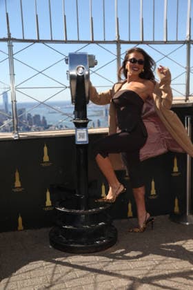 October 6, 2026, New York, New York, USA: JESSIE JAMES DECKER visited the Empire State Building to promote her new family cook book ‘The Secret Sauceâ New York USA - ZUMAh16_ 20261006_zaf_h16_064 Copyright: xDanxHerrickx