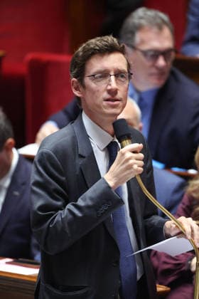 AssembleÌe Nationale - QAG du 6 octobre 2026 Edouard Geffray Sà ance des Questions d Actualità s au Gouvernement à l AssembleÌe Nationale à Paris, le 6 octobre 2026. Current Affairs Question Period with the Government at the National Assembly in Paris, October 6, 2026. Copyright: xFabricexChasseryx