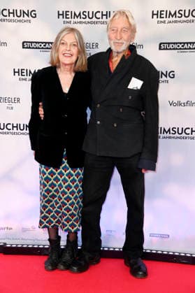 Angela Winkler und Wigand Witting bei der Premiere des Kinofilms Heimsuchung im Kino International. Berlin, 06.10.2026