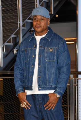 NEW YORK, NY- OCTOBER 6: LL Cool J at the Empire State Building to Celebrate the Premiere of CBSâ€⠢ New Drama, NCIS: NEW YORK on October 6, 2026 in New York City. Credit: AdMedia New York City USA - ZUMAa123 20261006_zaa_a123_211 Copyright: xJohnxFyckex