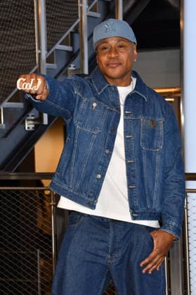 NEW YORK, NY- OCTOBER 6: LL Cool J at the Empire State Building to Celebrate the Premiere of CBSâ€⠢ New Drama, NCIS: NEW YORK on October 6, 2026 in New York City. Credit: AdMedia New York City USA - ZUMAa123 20261006_zaa_a123_222 Copyright: xJohnxFyckex