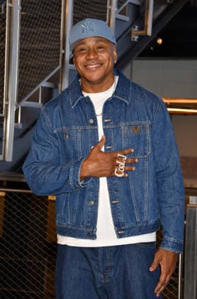 NEW YORK, NY- OCTOBER 6: LL Cool J at the Empire State Building to Celebrate the Premiere of CBSâ€⠢ New Drama, NCIS: NEW YORK on October 6, 2026 in New York City. Credit: AdMedia New York City USA - ZUMAa123 20261006_zaa_a123_227 Copyright: xJohnxFyckex
