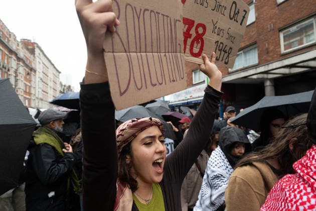 Pro-Palestinian protesters march In London LONDON, UNITED KINGDOM - OCTOBER 7: Pro-Palestinian demonstrators and students take part in a protest on the third anniversary of the October 7, 2023 attacks on Gaza in London, United Kingdom, on October 7, 2026. Protestors called for an end to Israeli military operations in Gaza and expressed solidarity with the Palestinian people. Thomas Krych Anadolu London United Kingdom. Editorial use only. Please get in touch for any other usage. Copyright: x2026xAnadoluxThomasxKrychx