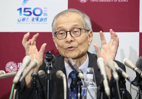 October 7, 2026, Tokyo, Japan - Japanese chemist Kenso Soai of professor emeritus at the Tokyo University of Science (TUS) speaks at a press conference as he won the Nobel Prize in Chemistry at the TUS campus Tokyo on Wednesday, October 7, 2026. Soai and French chemist Henri Kagan won the prize to discover non-linear effects and autocatalysis in asymmetric organic synthesis (photo by Yoshio Tsunoda AFLO) aflo_354043985