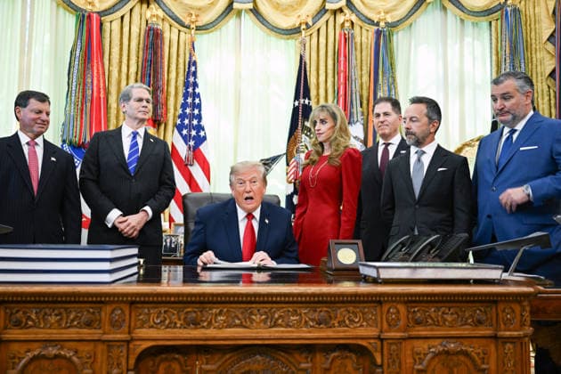 WASHINGTON, DC - OCT. 7: United States President Donald J Trump speaks during an announcement on Trump Accounts in the Oval Office of the White House in Washington, DC, USA, on Wednesday, October 7, 2026. Standing behind the President, from left to right: Frank J Bisignano, Commissioner, Social Security Administration (SSA); US Secretary of the Treasury Scott Bessent; Susan Dell, wife of Dell Technologies CEO Michael Dell; Michael S Dell, founder, chairman, and CEO of Dell Technologies; Brad Gerstner, CEO, Altimeter Capital; and United States Senator Ted Cruz (Republican of Texas). Copyright: xAnnabellexGordon PoolxviaxCNPx MediaPunchx