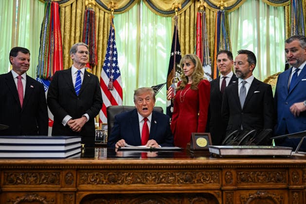 WASHINGTON, DC - OCT. 7: United States President Donald J Trump speaks during an announcement on Trump Accounts in the Oval Office of the White House in Washington, DC, USA, on Wednesday, October 7, 2026. Standing behind the President, from left to right: Frank J Bisignano, Commissioner, Social Security Administration (SSA); US Secretary of the Treasury Scott Bessent; Susan Dell, wife of Dell Technologies CEO Michael Dell; Michael S Dell, founder, chairman, and CEO of Dell Technologies; Brad Gerstner, CEO, Altimeter Capital; and United States Senator Ted Cruz (Republican of Texas). Copyright: xAnnabellexGordon PoolxviaxCNPx MediaPunchx