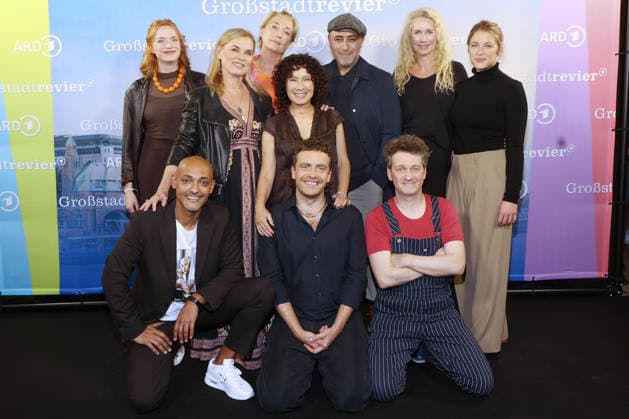 40 Jahre Großstadtrevier Sofie Junker,Andrea Luedke, Saskia Fischer, Maria Ketikidou, Oezguer Karadeniz, Dorothea Schenck, Dorothea Schenck. Patrick Abozen,Enrique Fiss, Sven Fricke,, Kino Preview 40 Jahre Großstadtrevier , ASTOR Film Lounge HafenCity Hamburg, 07.10.2026 Copyright: xEventpressxBecherx