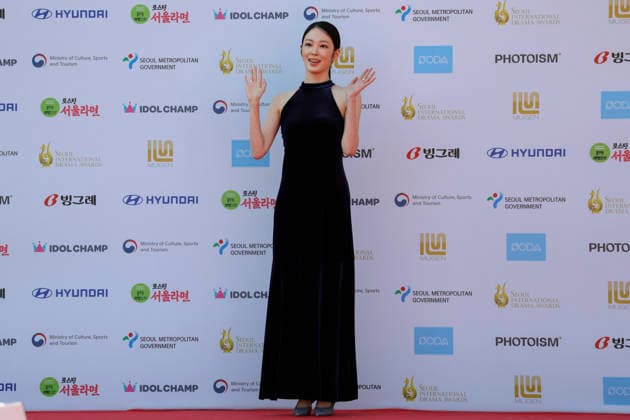 red carpet at Seoul Drama Awards in South Korea South Korean actress Choi Hyo-ju poses for photos on the red carpet during the 21st Seoul International Drama Awards in Seoul, South Korea, on October 08, 2026. Seoul South Korea Copyright: xMatrixxImages JungxUi-Chelx