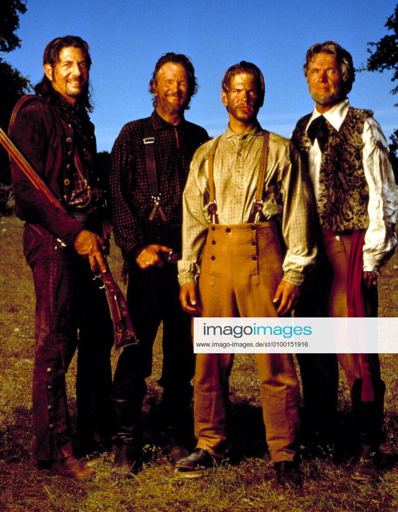 TWO FOR TEXAS, (l-r) Peter Coyote, Kris Kristofferson, Scott Bairstow, Tom Skerrit, 1998. TNT Courtesy: Everett Collection TNT Courtesy Everett Collection !ACHTUNG AUFNAHMEDATUM GESCHÄTZT! PUBLICATIONXNOTxINxCANxCHNxFRAxITAxJPNxNORxPOLxRUSxESPxUKxUSA