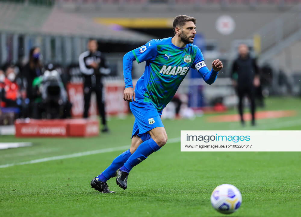 Domenico Berardi of US Sassuolo in action during the Serie A 2020 21 football match between AC Milan vs US Sassuolo at Giuseppe Meazza Stadium, Milan, Italy on April 21, 2021 - Milan Stadio San Siro Milan Italy