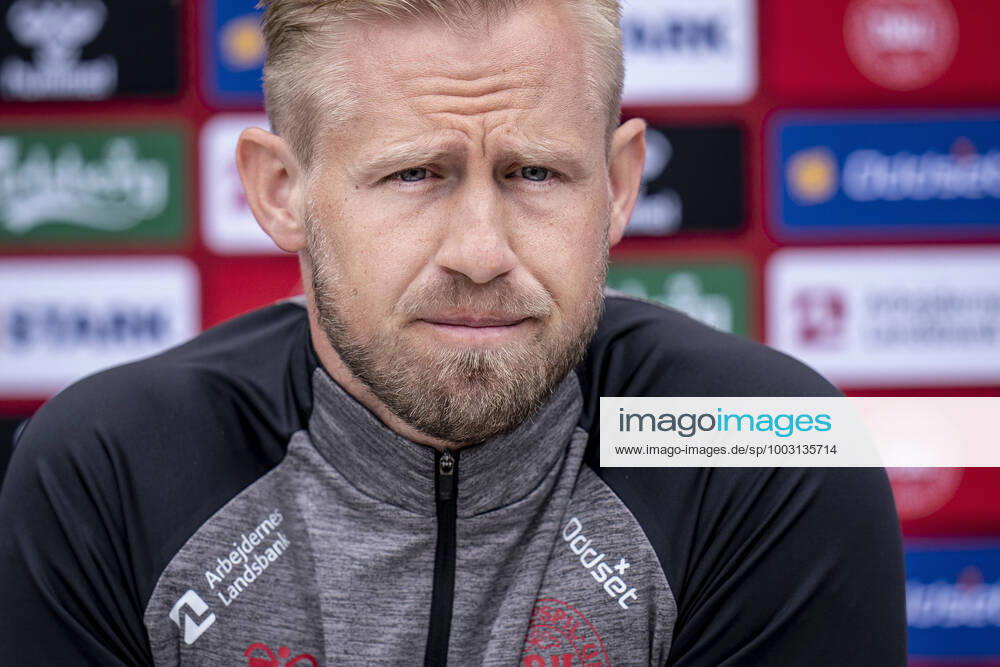 KW24 Kasper Schmeichel under mixed zone og traening i Helsingoer, mandag den 14. juni 2021. , Copenhagen Denmark