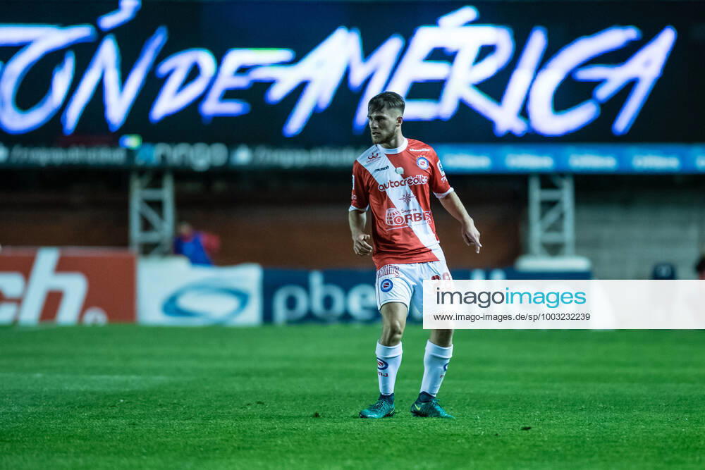 BUENOS AIRES, ARGENTINA - 2017 OCTOBER 27. Alexis Mac Allister of Argentinos Juniors during the Superliga Argentina match between Argentinos Juniors and Arsenal Sarandi 3:2 at Diego Armando Maradona Stadium, ( Photo by Sebastian Frej ) Argentinos Juniors v Arsenal Sarandi 3:2 Superliga Argentina 27 10 2017
