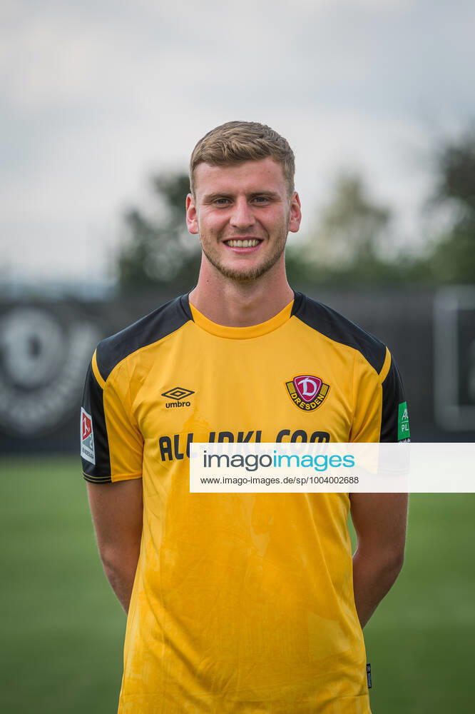 Christoph Daferner; SG Dynamo Dresden; 2.BL, Porträttermin 2021 2022