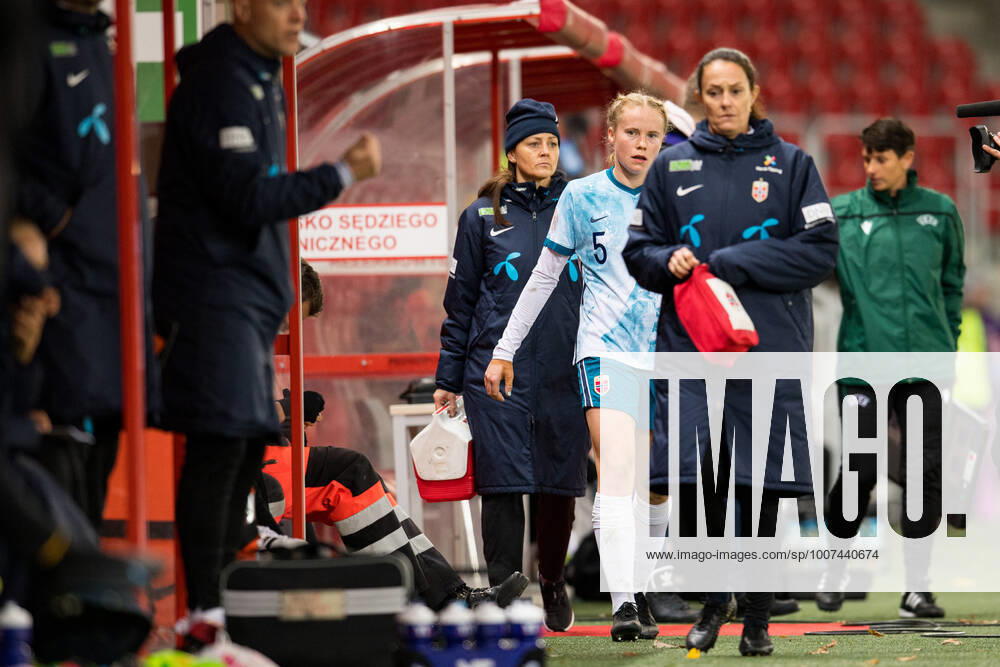 Julie Blakstad of Norway during the FIFA Women s World Cup Qualifier football match between Poland and Norway on October 21, 2021 in Lodz. Photo: Vegard Wivestad Grott BILDBYRAN kod VG VG0187 bbeng fotball soccer football fotboll FIFA World Cup, WM, Weltmeisterschaft, Fussball qualifiers vm-kvalifisering kvinner vm kvalik landskamp dam norge norway poland polen