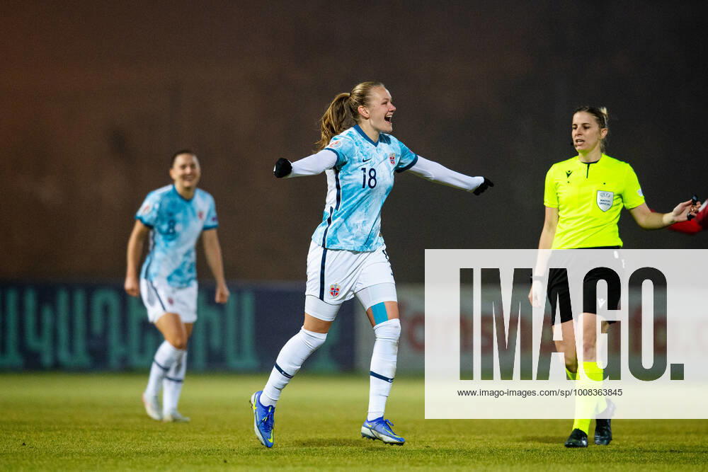 Frida Maanum of Norway celebrates after scoring 0-3 during the FIFA Women s World Cup Qualifier football match between Armenia and Norway on November 30, 2021 in Yerevan. Photo: Vegard Grott BILDBYRAN kod VG VG0208 bbeng fotball soccer football fotboll FIFA World Cup, WM, Weltmeisterschaft, Fussball qualifiers vm-kvalifisering kvinner vm kvalik landskamp dam norge norway armenia jerevan jubel