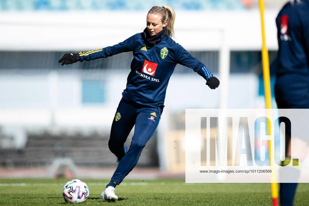 Amanda Ilestedt of Sweden during a training session on April 10, 2022 in Göteborg.