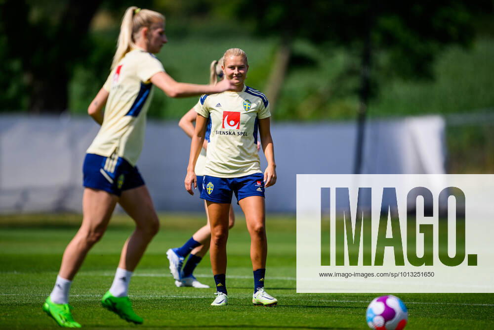 Amanda Nilden of the Swedish women s national football team at a training session during the UEFA Women s Euro 2022 Championship on July 18, 2022 in Chester. Photo: Ludvig Thunman BILDBYRAN kod LT LT0379 fotboll football soccer fotball fotbolls-em europamästerskap em uefa womens euro träning practice training sverige sweden day 13 dam bbeng