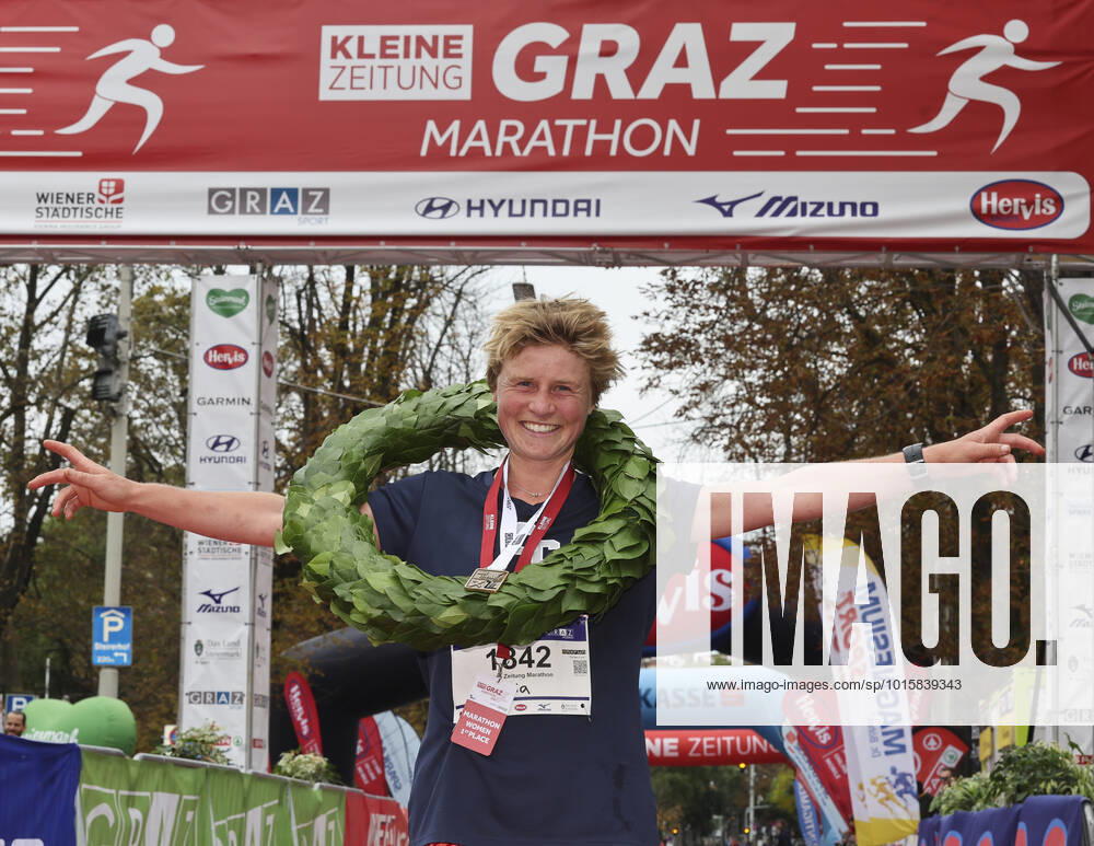 RUNNING - Graz Marathon 2022 GRAZ,AUSTRIA,09.OCT.22 - RUNNING - Graz Marathon. Image shows Pia Von Keutz (GER). GEPAxpictures xWolfgangxGrebien