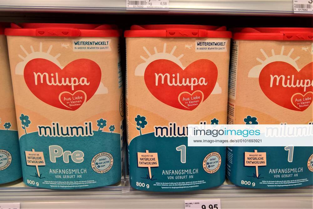 Milupa (seit Juli 2015 Milupa Nutricia GmbH, davor: Milupa GmbH, Milupa AG, Milupa GmbH und Co. KG) ist ein Hersteller von Saeuglings- und Kleinkindernahrung. Das Unternehmen hat seinen Sitz in Frankfurt am Main. Gegruendet 1921 in Friedrichsdorf, gehoerte das Unternehmen bis 2007 zum niederlaendischen Konzern Numico, der seinerseits von Danone uebernommen wurde. Die Produktpalette umfasst Flaschenmilchnahrung (beispielsweise Aptamil, Milumil), Kinderbreie, Spezialnahrungen für Fruehgeborene und Kinder mit besonderen Ernaehrungsbeduerfnissen sowie Produkte fuer Schwangere. Foto: Milupa Milumil, Anfangsmilch