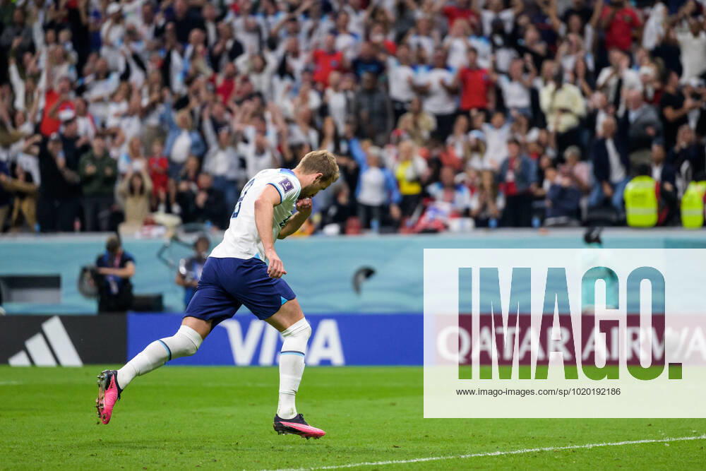 Harry Kane of England celebrates after scoring 1-1 during the FIFA World Cup, WM, Weltmeisterschaft, Fussball 2022 quarterfinal between England and France on December 10, 2022 in Doha. Photo: Joel Marklund BILDBYRAN kod JM JM0409 bbeng fotboll football soccer fotball vm fotbolls-vm fotball-vm fotbolls-vm 2022 fifa world cup 2022 kvartsfinal quarterfinal quarter-final england frankrike france jubel