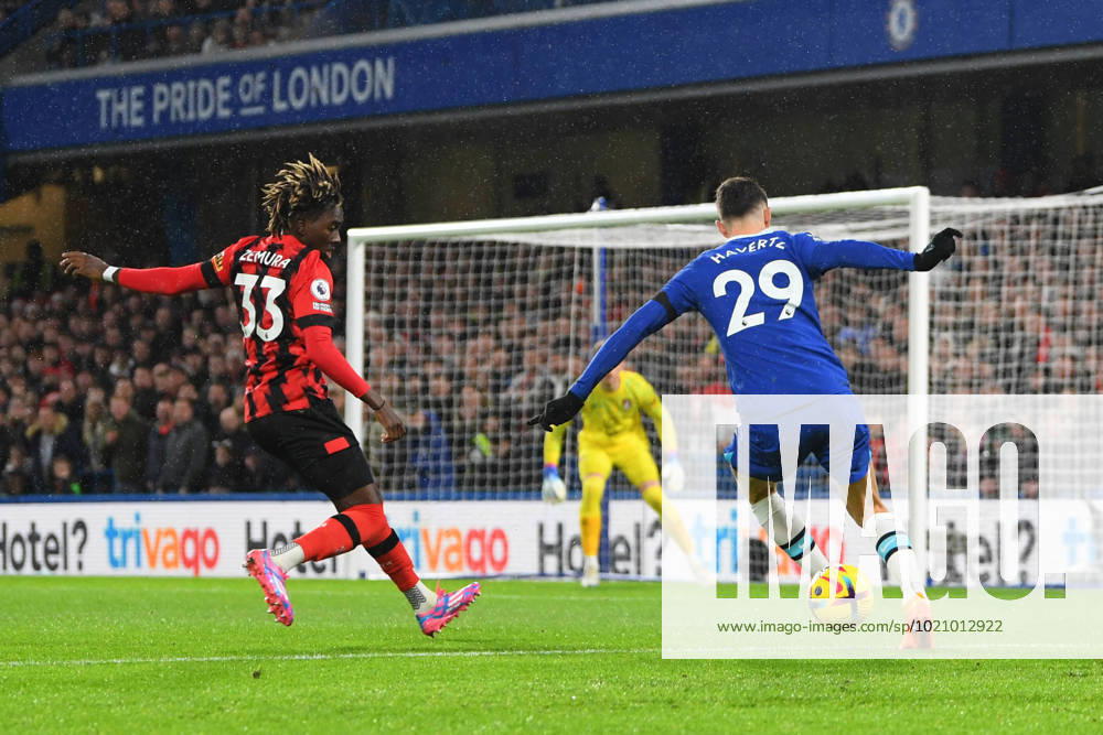 Chelsea v Bournemouth Premier League 27 12 2022. Chelsea midfielder Kai Havertz (29) runs forward the Premier League match between Chelsea and Bournemouth at Stamford Bridge, London, England on 27 December 2022. London Stamford Bridge Greater London England Editorial use only DataCo restrictions apply See www.football-dataco.com ,
