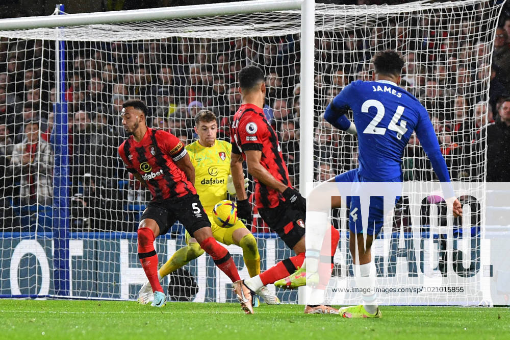 Chelsea v Bournemouth Premier League 27 12 2022. Chelsea defender Reece James (24) shoots at goal from close range during the Premier League match between Chelsea and Bournemouth at Stamford Bridge, London, England on 27 December 2022. London Stamford Bridge Greater London England Editorial use only DataCo restrictions apply See www.football-dataco.com ,